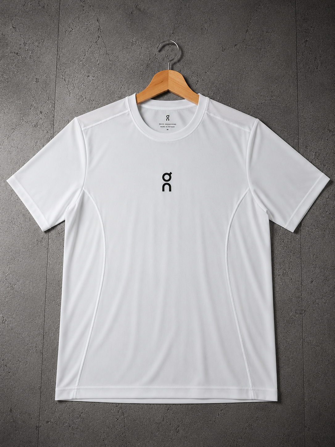Camiseta On Nimbus