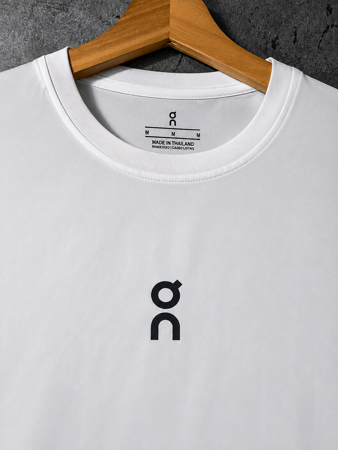 Camiseta On Nimbus