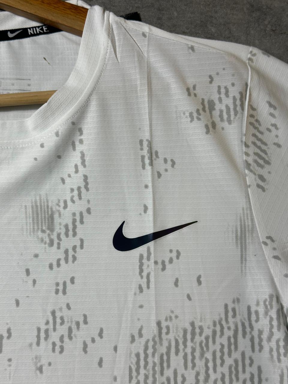 Camiseta  Dri-Fit Nike Camo Performance