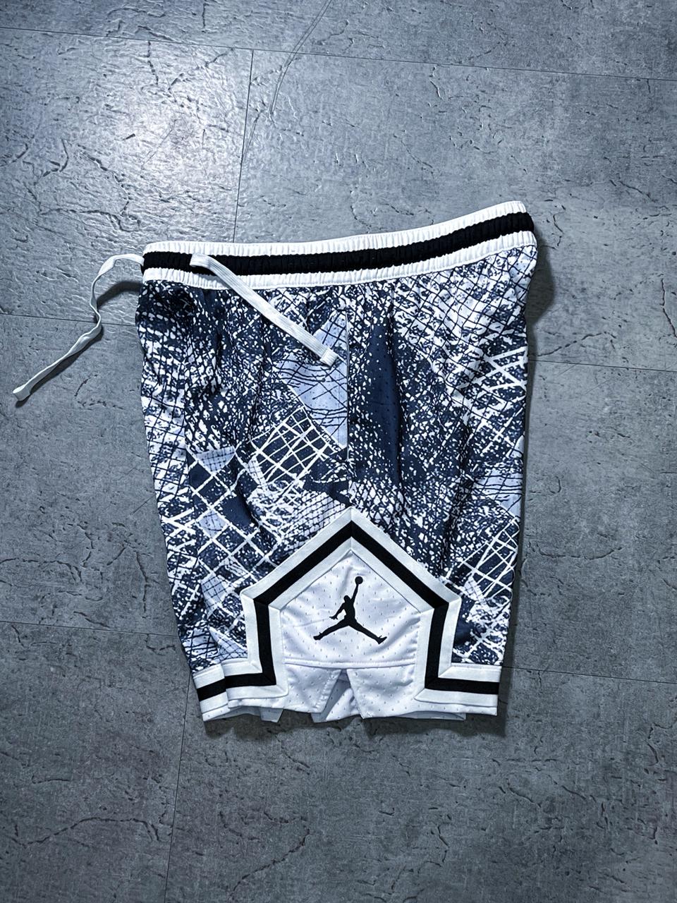 Pantaloneta Jordan Urban Gris