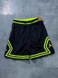 Pantaloneta Jordan Negra Verde Neón