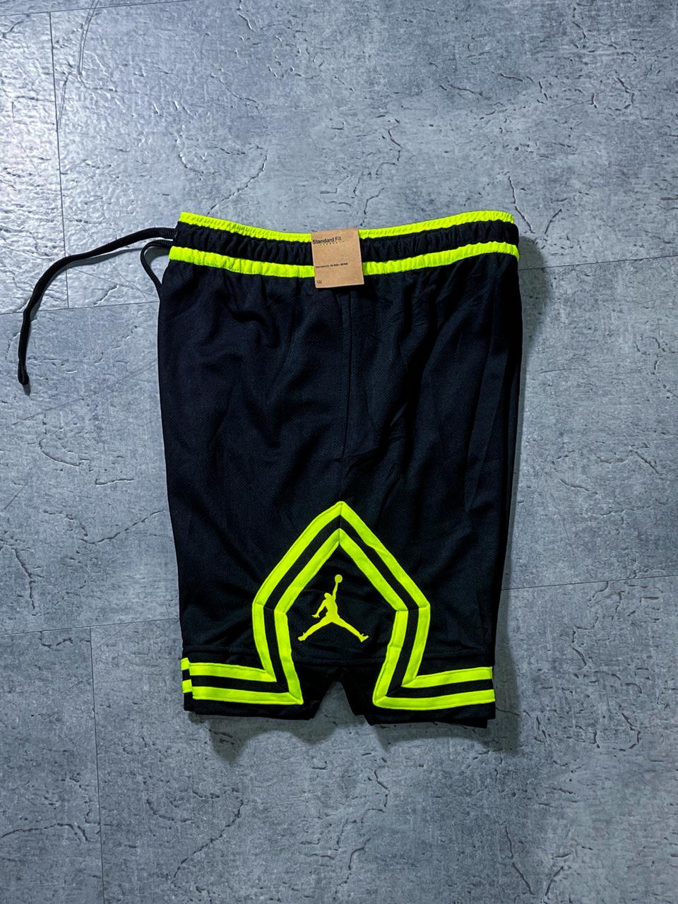 Pantaloneta Jordan Negra Verde Neón
