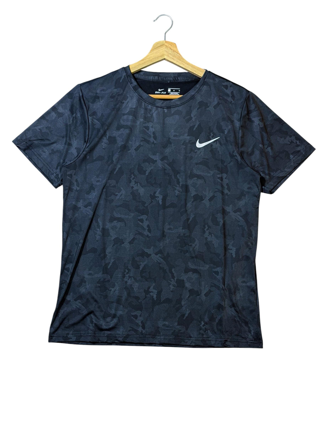 Camiseta Dri-Fit Nike Camuflada Negra